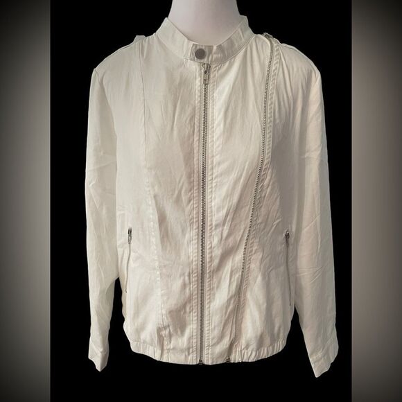 637 - SHORT BIKER MOTO WHITE ZIP JACKET BY ALLEGRA K, MEDIUM - Picture 3 of 9